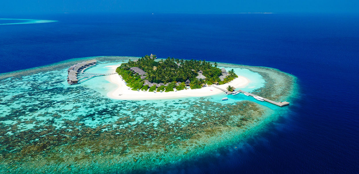 Kandholhu Maldives - one of the best romantic hotels in Maldives for couples